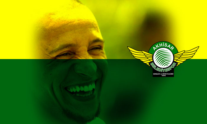 Roberto Carlos tekrar Spor Toto Süper Lig'de Spor Toto Süper Lig takımlarından Sivasspor'un teknik direktörlüğünden ayrılan Roberto Carlos, Spor Toto Süper Lig takımlarından Akhisar Belediyespor ile anlaştı. Fenerbahçe roberto carlos