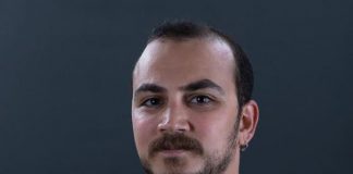 Ahmet Yapar kimdir? Ahmet Yapar kimdir?