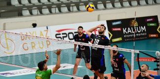 Halkbank 5 sette kazandı Halkbank