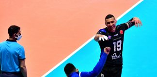 Halkbank play-off mesaisinde