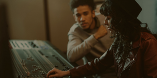 Adam Stüdyo İzmir Müzik Stüdyosu