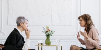 İzmir’de Yetişkinlere Profesyonel Destek