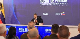 Maduro: Sekiz ABD savaş gemisi Venezuela’yı hedef almış durumda Nicolas Maduro